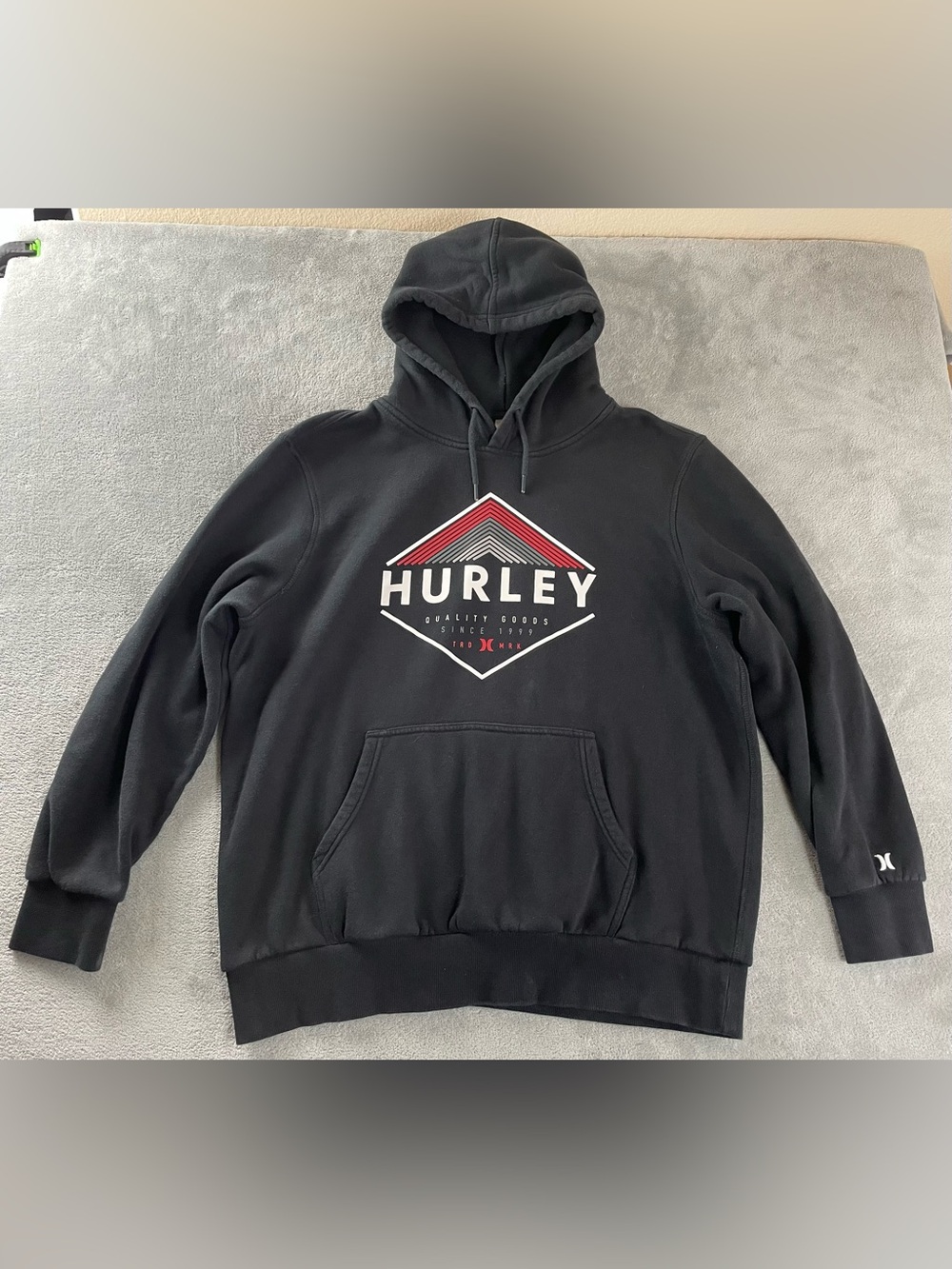 Hurley Hoodie Black Hooded Sweatshirt Mens Size XL Surf Logo Pocket Extra Large